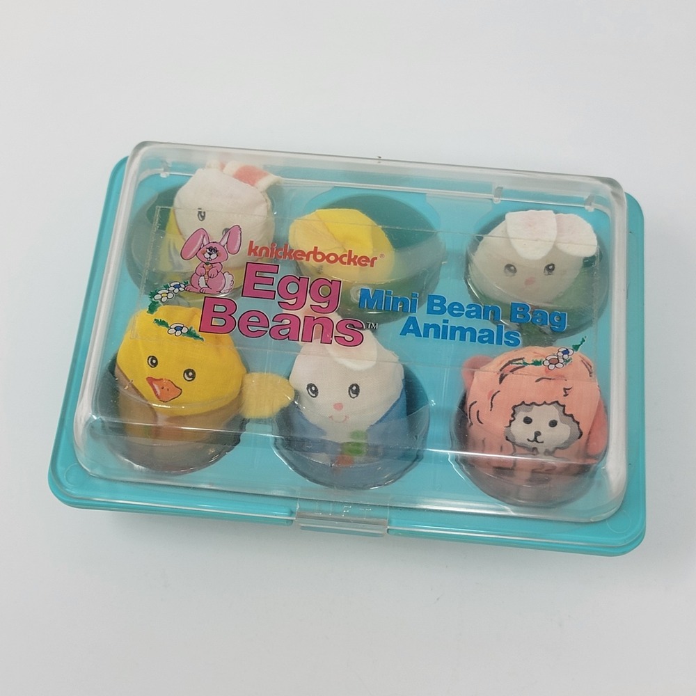 Vintage 1978 Knickerbocker Egg Beans ~ Mini Bean Bag Animals Plastic Egg Carton